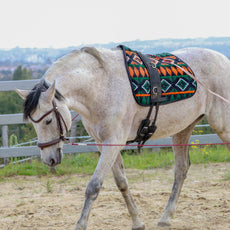 Tapis de selle vert Essaouira posé sur un cheval
